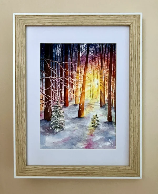 Aquarelle encadrée forêt sous la neige rétro-éclairée, bruns ocre jaune, neige bleus violets roses
