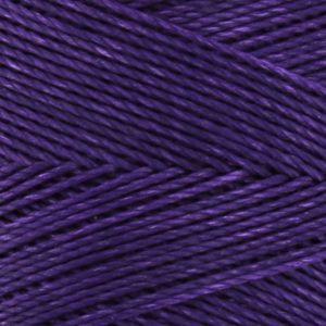 Zoom bobine fil micro-macramé violet foncé