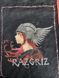 Reproduction d'un portrait type manga à la peinture sur tissu